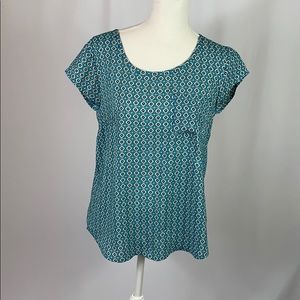 New York & Company diamond print button-back top